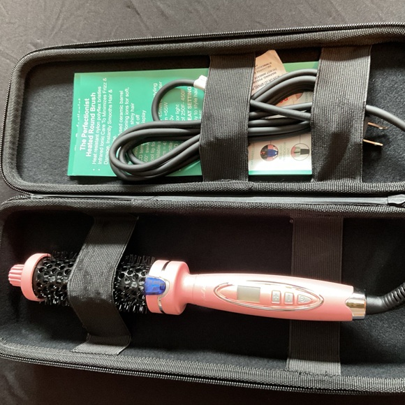 Head Kandy Other - Head Kandy 32 mm Round Thermal Brush